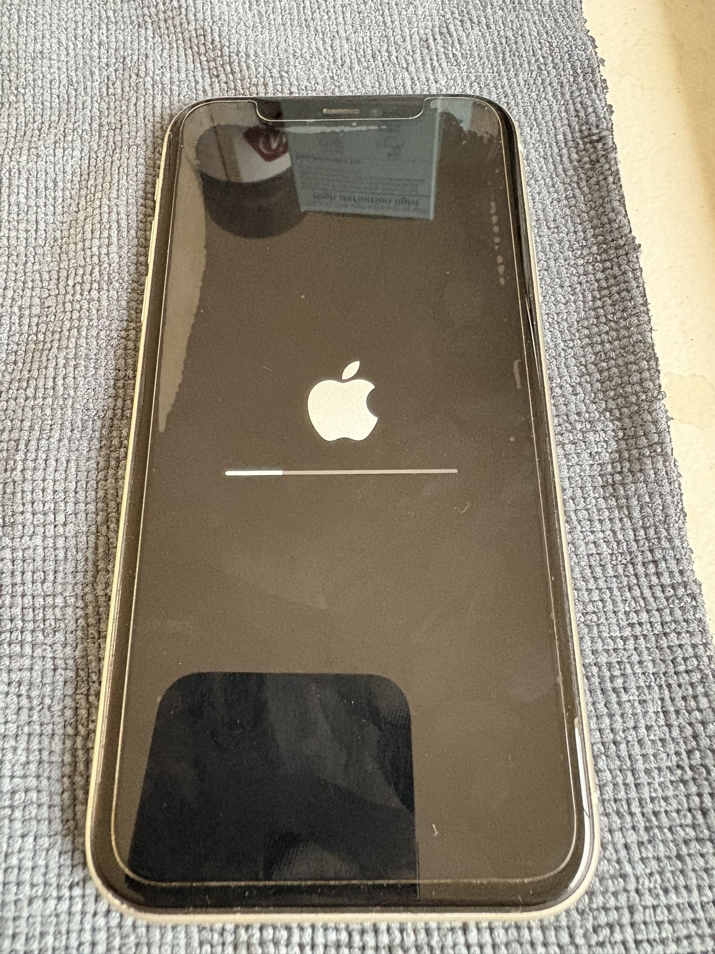 Fully Unlocked iPhone 11 64gb. $50 Firm.