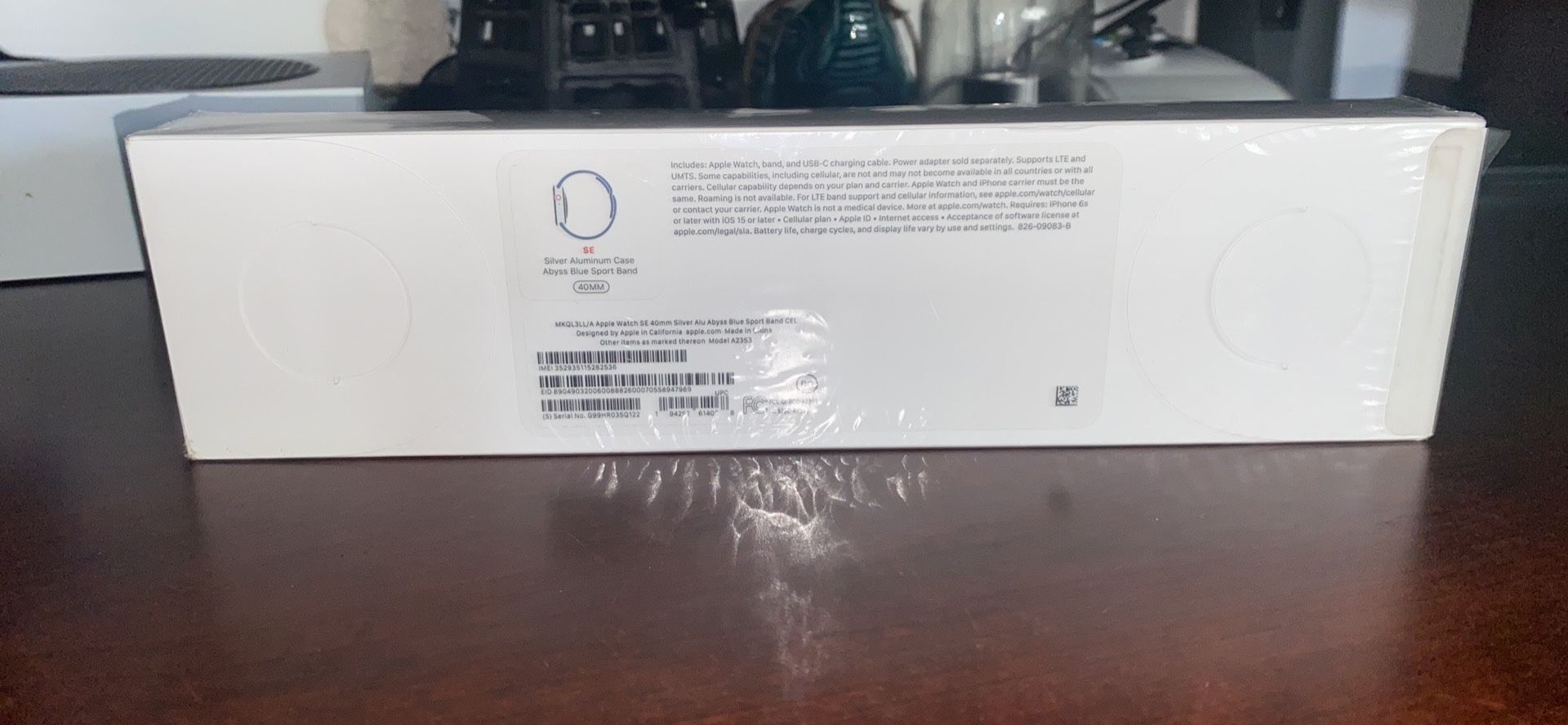 Apple Watch SE 40mm Silver Aluminum Abyss Blue Sport