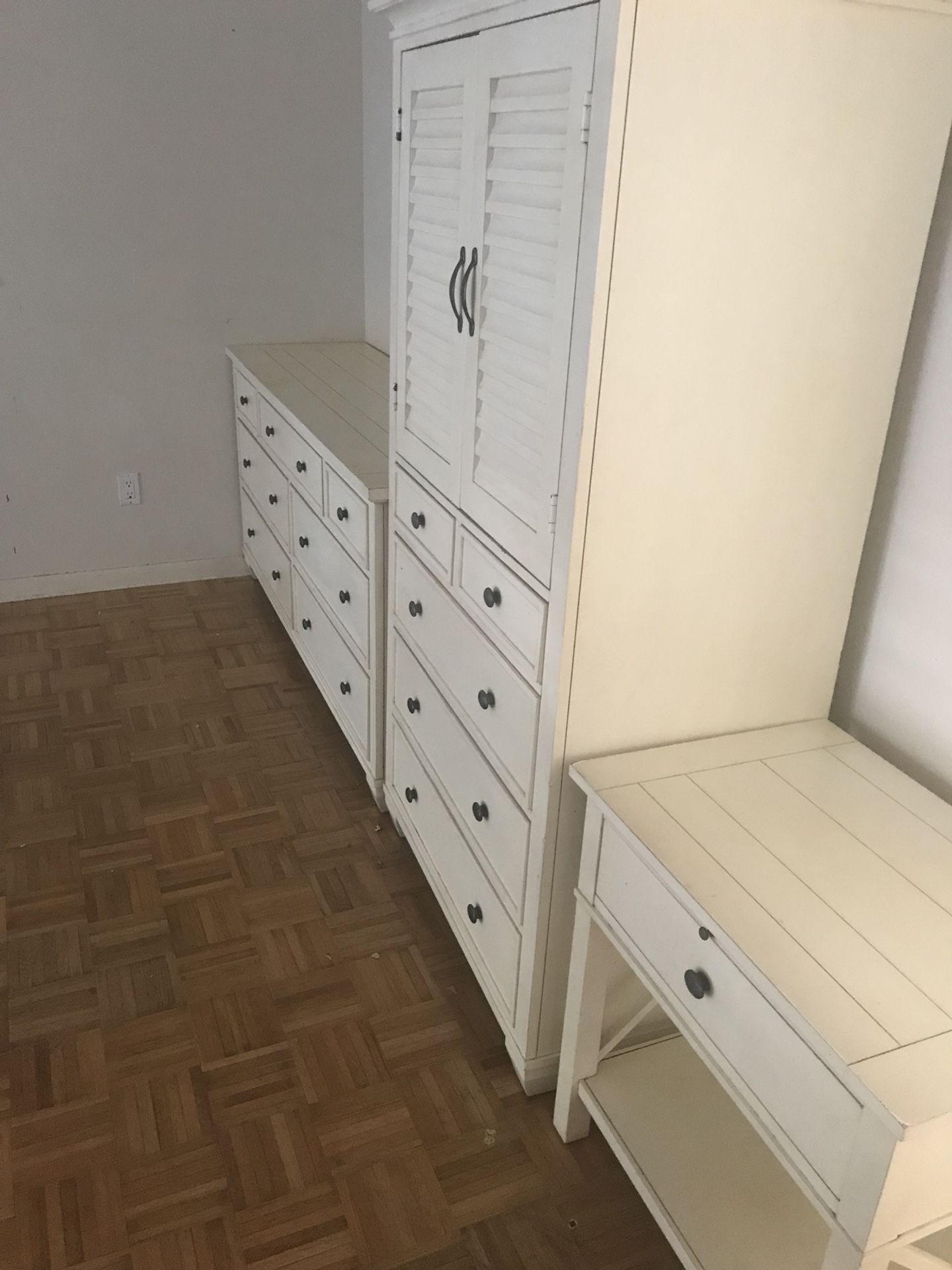 Ethan Allen Cottage/Beach House Bedroom Furniture