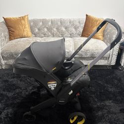 Black Doona Stroller with Base