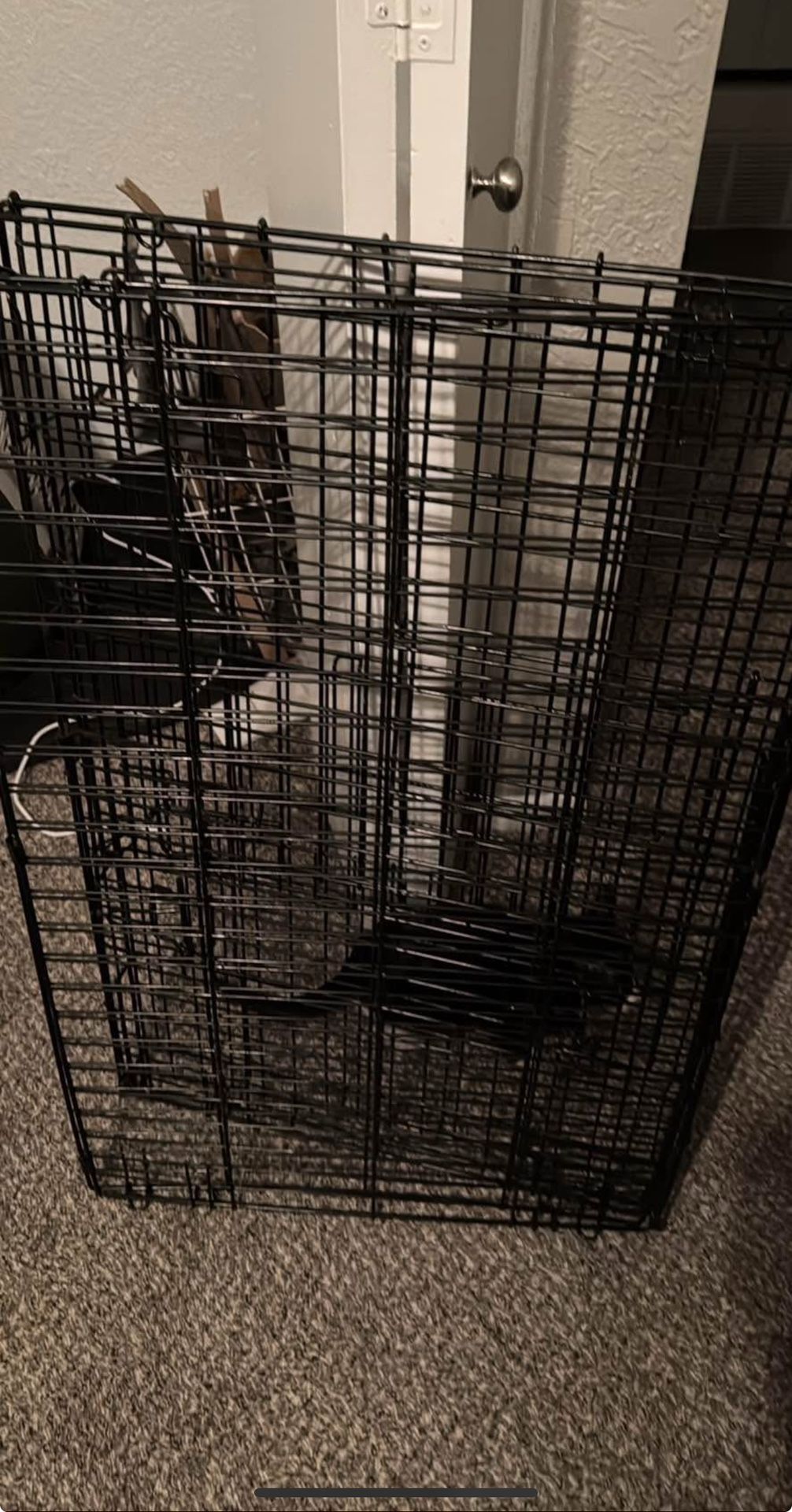 Metal Dog Kennel / Cage
