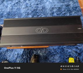 Awesome DD Audio M2C amp w/ 32ah Headway bank.