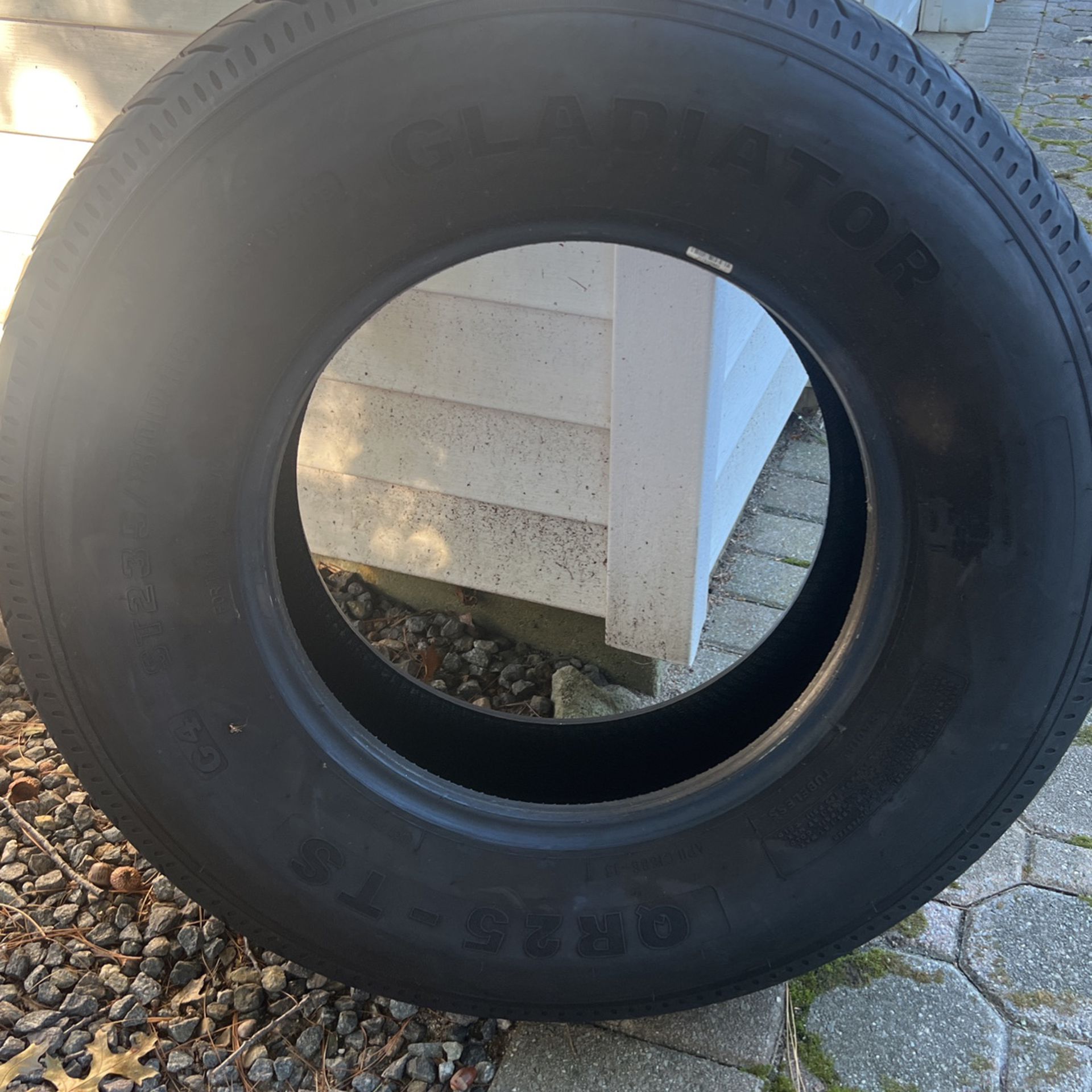 Trailer Tire 235/80 R16