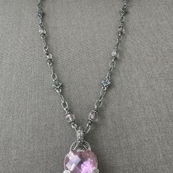 Vintage silver pink heart pendant beaded necklace 16.5”  In great condition 