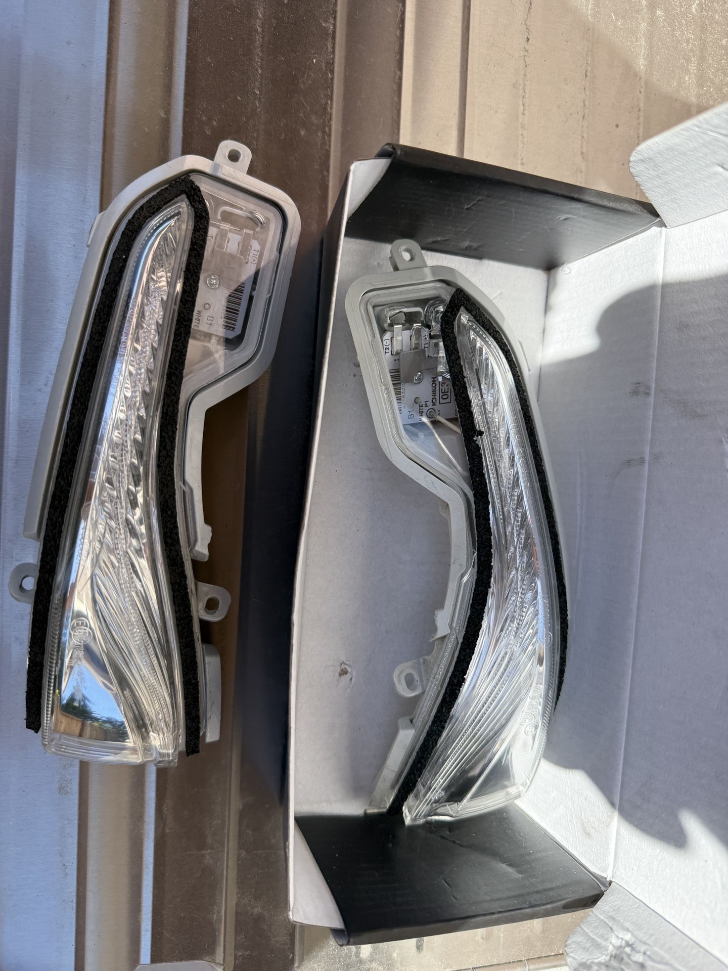 2020 OEM Mirror Signal Lights