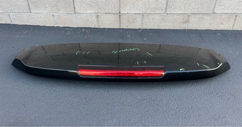 2015-2020 Chevrolet Tahoe Suburban Rear Deck-Lid Tailgate Liftgate Spoiler Assembly Oem