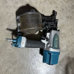 Makita Nail Gun