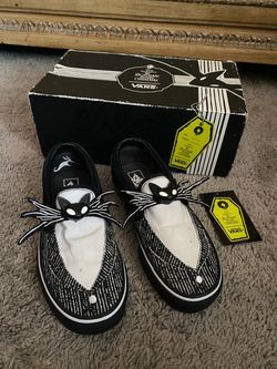 Limited edition Vans x Nightmare before Christmas classic slip on sneakers size 6.5 W/ 5 M