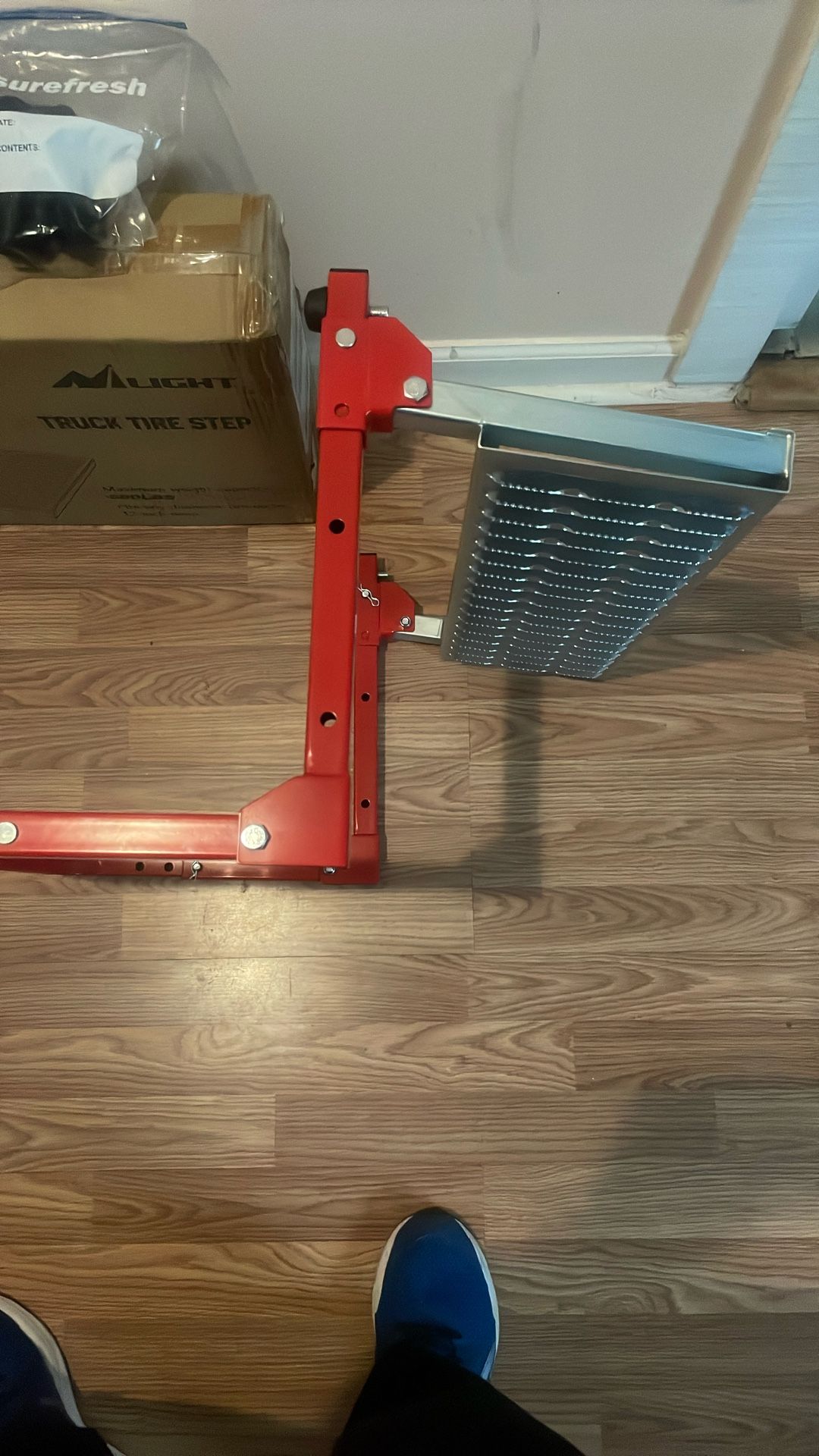 Brand New Truck Tire Step