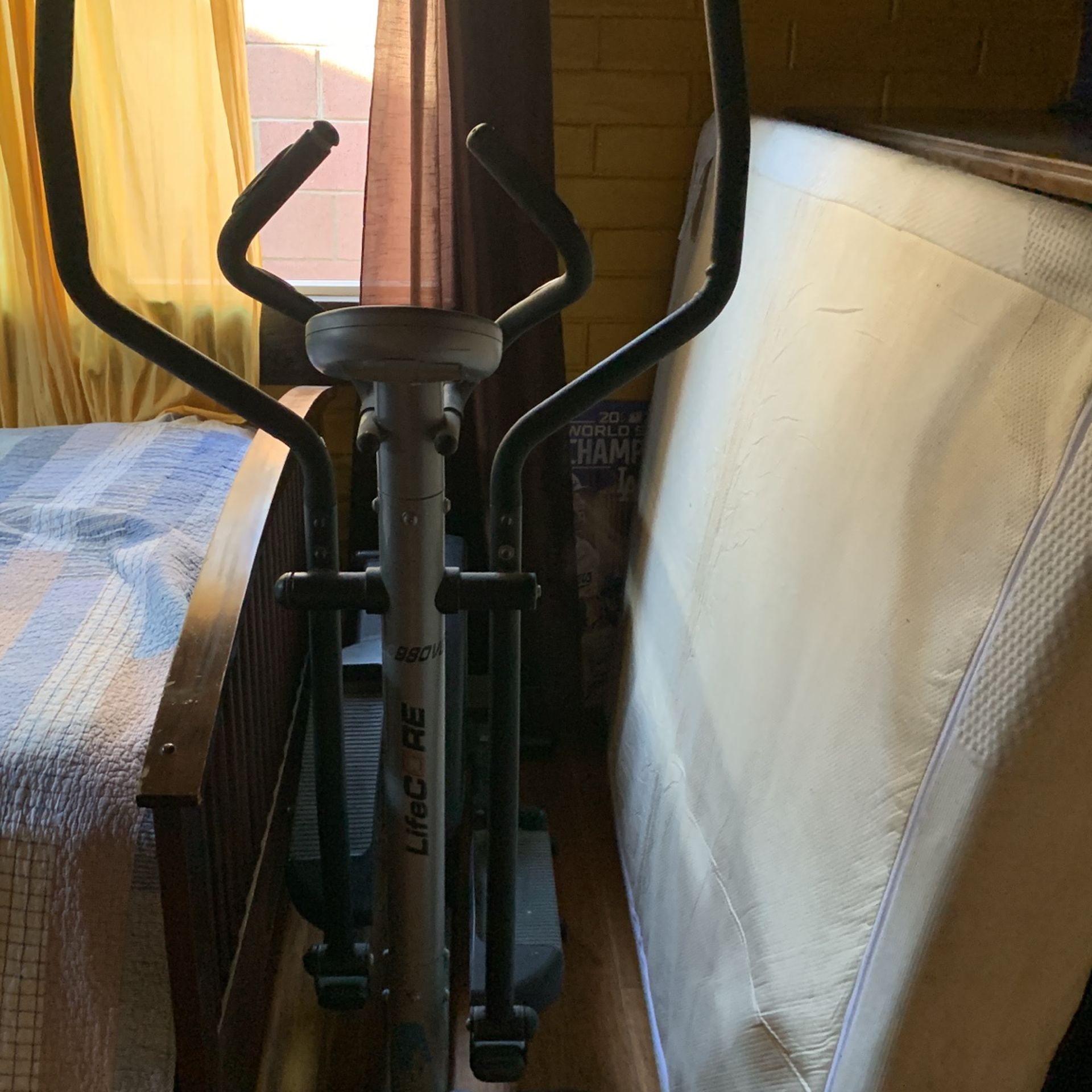 Life Core Exercise Bike