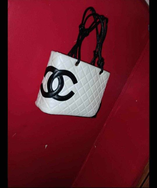 Channel Purse
