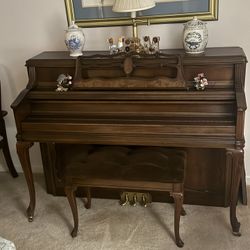 I Piano And Bench For Sale
