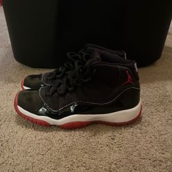 Jordan 11 Bred High 2019 Size 5.5 