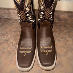 New Boots / Botas Nuevas
