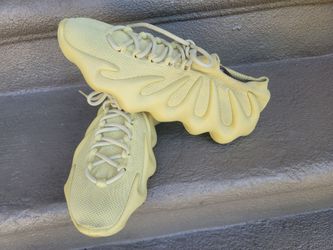 Adidas Yeezy 450 Sneakers size 10