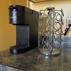 Keurig Coffee Maker (K-Cup)