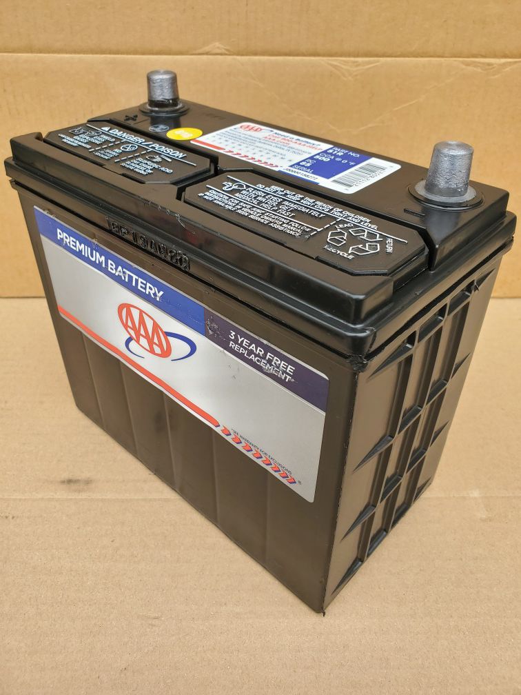 Car Battery Group Size 51R AAA 2018- $45 With Core Exchange/ Bateria Para Carro Tamaño 51R AAA 2018