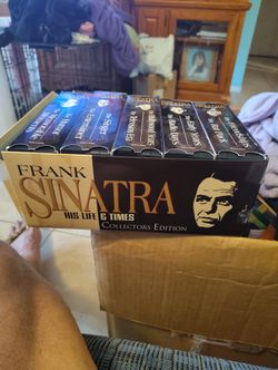 Brand New 10 Frank Sinatra Series