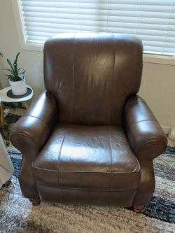 Lazy Boy Classic Leather Recliner - Brown