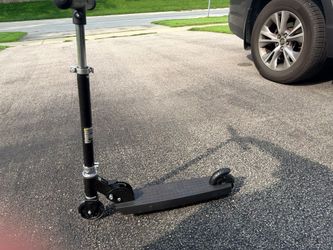 Jetson Jupiter 2-Wheel Kids Kick Scooter LED Lights Foldable Adjustable Black