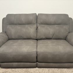 Modern Electric Reclining Loveseat – Great Condition!