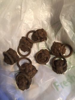 8x antique lion pulls
