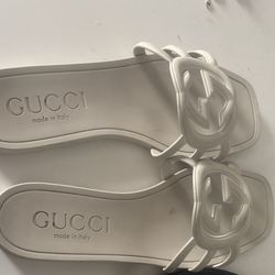 Gucci pool slides 8.5