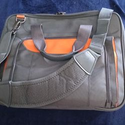 Targus Laptop Briefcase