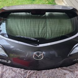 Mazda 3 Trunk