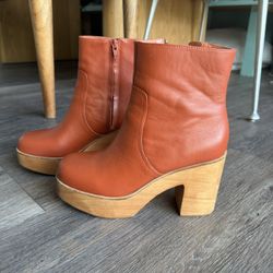 Charlotte Jones Boots sz 8