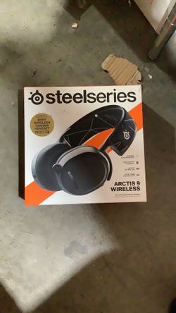 SteelSeries - Arctis 9 Wireless Gaming Headset for PC, PS5, and PS4 - Black