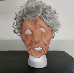 ADULT LATEX SILICONE OLD WOMAN HALLOWEEN MASK
