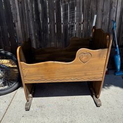 Vintage Antique Baby Rocker/cradle 