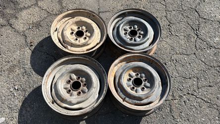 Classic Ford Car 15x5 Inch Stock Steelies 5x4.5 Lug Pattern