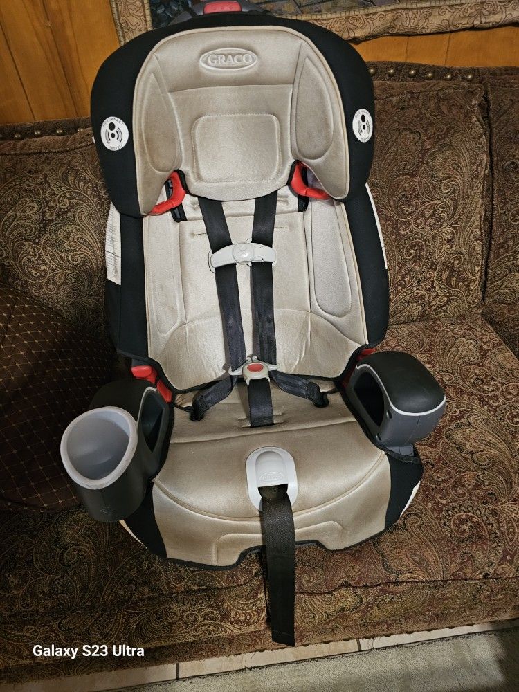 Graco Nautilus 3 In 1 Harness Carseat <Longview>