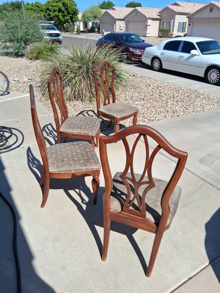 Dining Room Chair Set