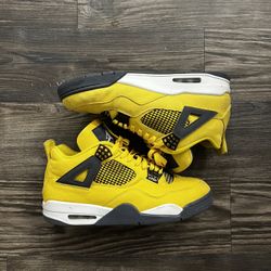 Jordan 4s 