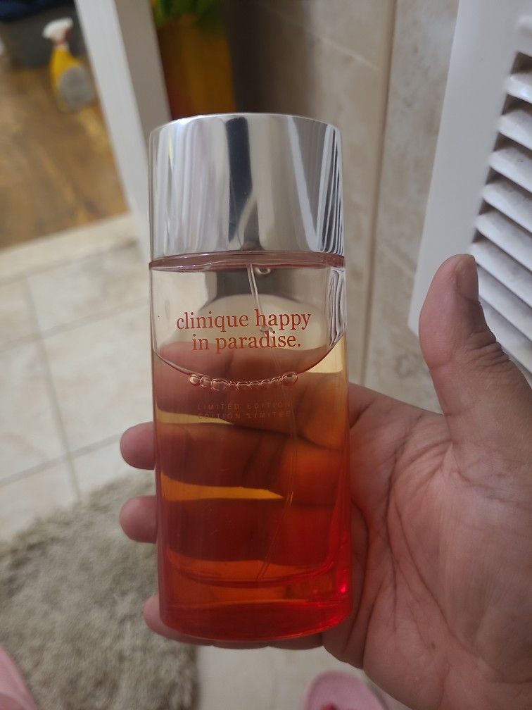 Clinque Happy In Paradise Perfume
