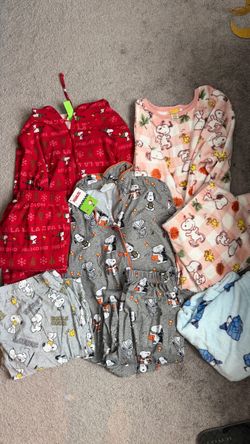 Snoopy / Peanuts Pajamas 🐶🎀