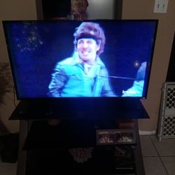 Vizio smart TV. $250  OBO