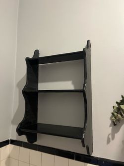 Cute rustic bathroom 3-tier shelf