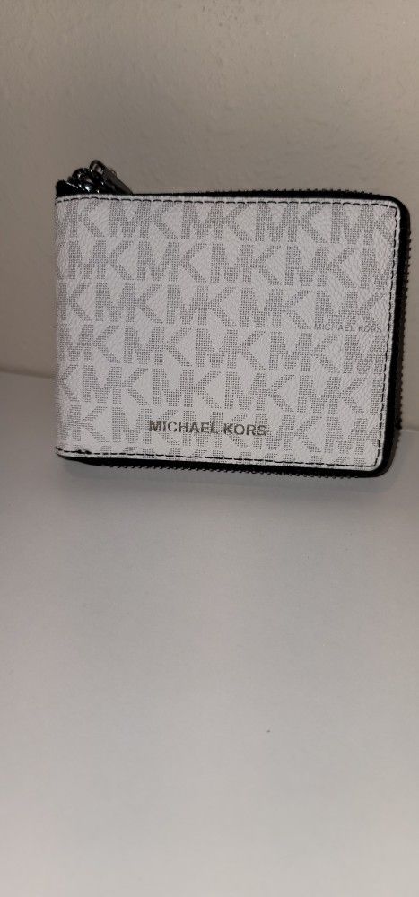 Michael Kors Cooper Billfold with Passcase Wallet (Bright White)