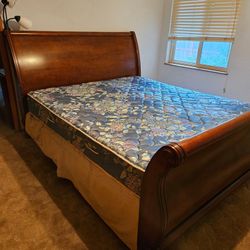 King Bed Includes Mattress And Box spring 