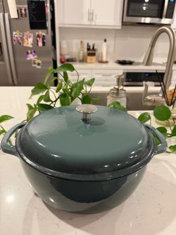 Enameled Cast Iron Dutch Oven – 7.3 Qt