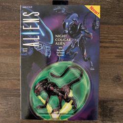 NECA Aliens Night Cougar Figure