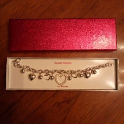 Sweet Hearts 7.5 In Bracelet New
