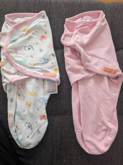 2 girls SwaddleMe Infant Swaddles size Small/Medium