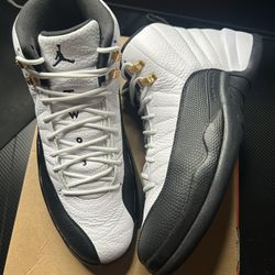 Jordan 12 Taxi Size 10.5 Used 