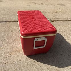 Vintage igloo Cooler