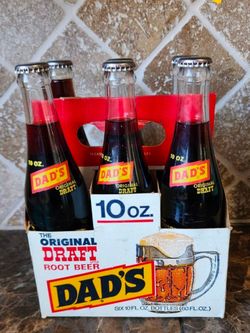 VINTAGE DAD'S THE ORIGINAL DRAFT ROOT BEER SIX PACK